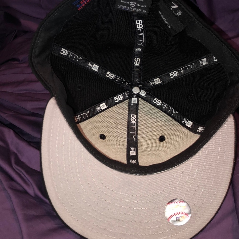 NEW YORK YANKEES BASEBALL CAP NWOT NEVER WORN - Picture 4 of 8